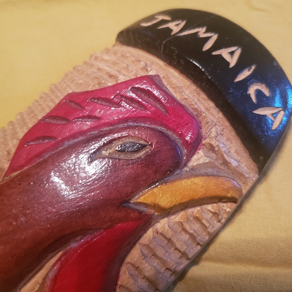 Hand Carved and Painted Woodn Mask Jamaica - Picture 4 of 9